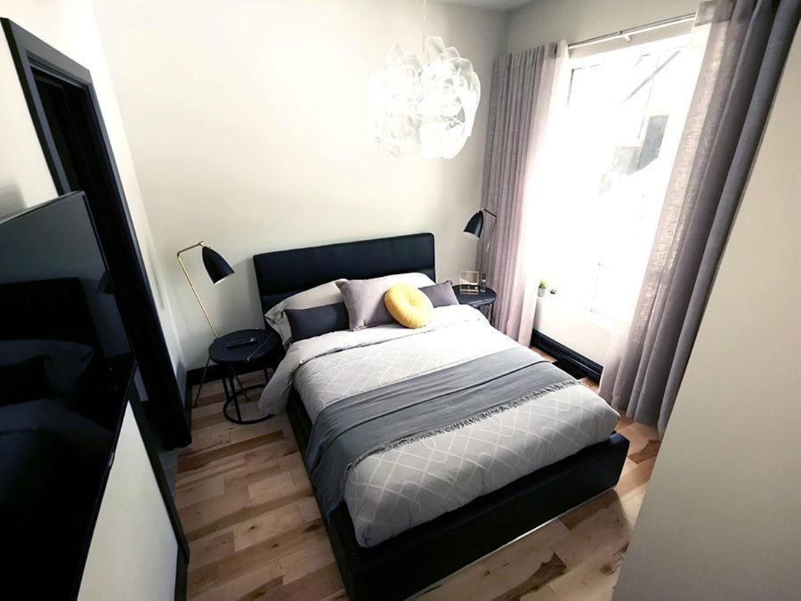 Private Room & Private Bathroom In Le Plateau Montreal Exterior photo
